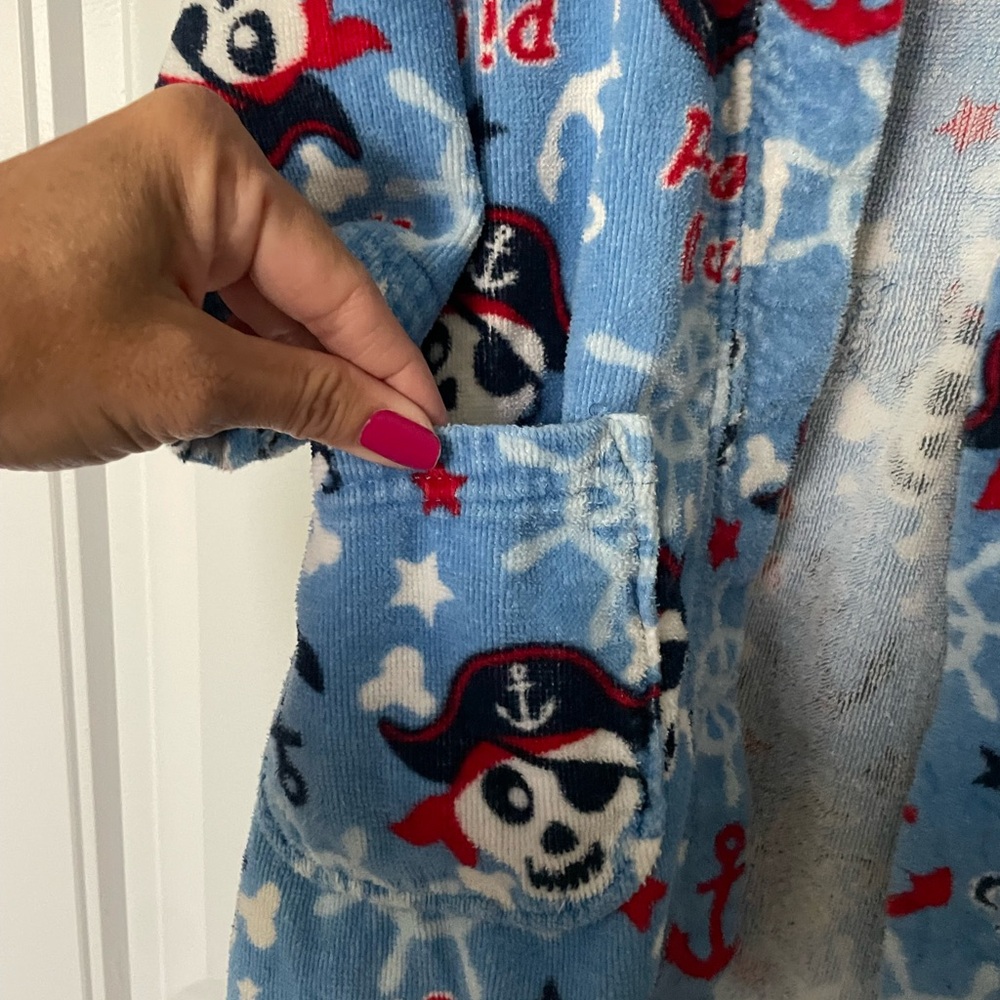 Boys Robe - Picture 4 of 6